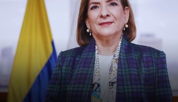 Procuradora Margarita Cabello señala que hay que respetar el hundimiento de la reforma a la salud