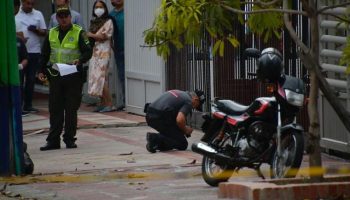 Doble homicidio fue perpetuado por dos sujetos movilizados a pie en el barrio Santa Ana
