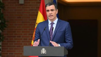 Presidente del Gobierno Español considerará renunciar tras los ataques que sufrió su esposa
