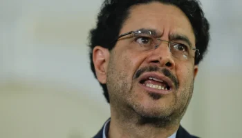 «Hoy comienza nuestro segundo tiempo, con una bancada fuerte»: Iván Cepeda