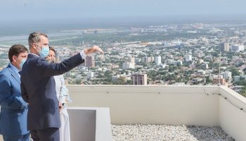 El rey de España Felipe VI visitó The Icon, el nuevo edificio más alto de Barranquilla