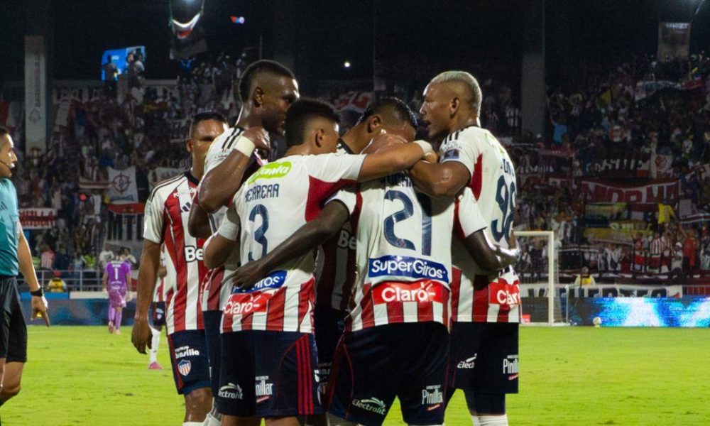 ¡Clasificados! Junior venció dos goles a cero a Llaneros y aseguró su cupo en los ocho