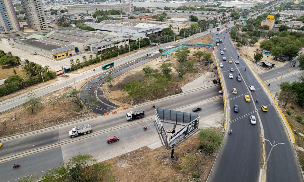 Avanzan obras en la oreja del puente Simón Bolívar en la Calle 30 con Circunvalar