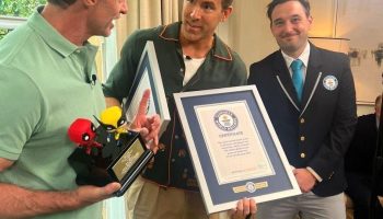 Ryan Reynolds y Hugh Jackman recibieron Premio Guinness por el trailer de Deadpool & Wolverine
