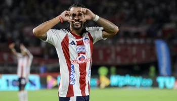 Junior vence 2-0 a Pasto, regresa a la victoria y recupera el liderato