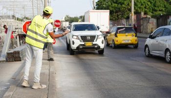 Levantan medida del Pico y Placa en la vía 40 tras la celabración del carnaval