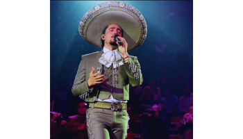 Alex Fernández viajará a Colombia para recibir un homenaje a su abuelo Vicente Fernández en los Premios Latino Music Awards 2024