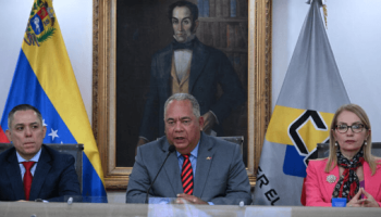 Venezuela le tiende la invitación a Colombia para que esté como espectadora de sus elecciones