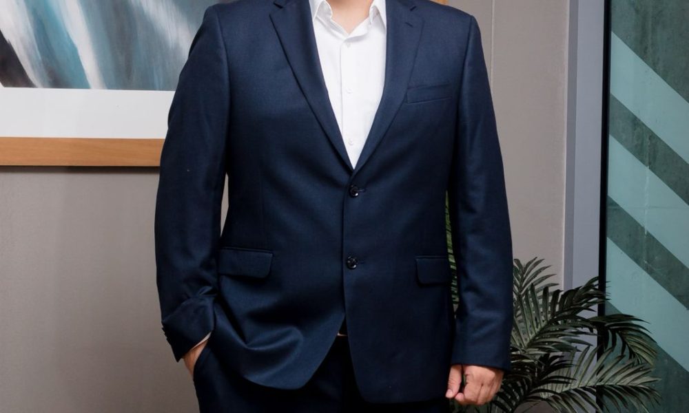 La crísis de liderazgo para la adopción de la IA está frenando la competitividad empresarial: Edgar Cely, Gerente – Socio LHH Regional Caribe