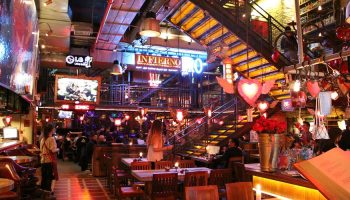 Andrés Carne de Res llega a Barranquilla para darle la cara al Río Magdalena frente al Malecón