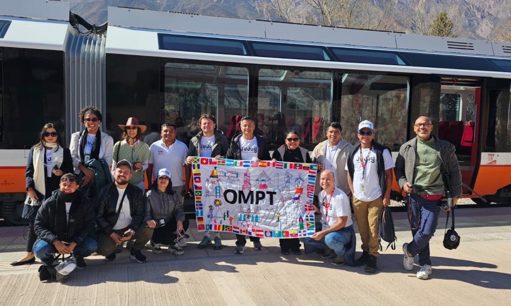 La OMPT reunió a periodistas de distintos países en Maimará para celebrar su día mundial
