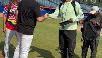 Dos grandes equipos de la Major League Baseball buscan nuevos talentos en la costa
