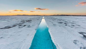 Salinas Grandes, conocidas como las segundas más grandes de Sudamérica: un tesoro natural que sostiene a familias de la Puna